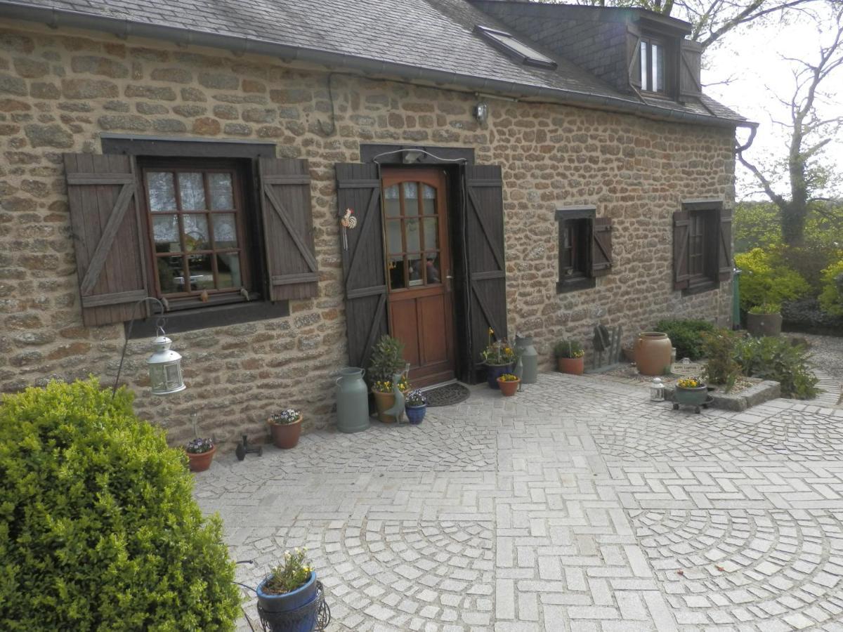 La Petite Cretouffiere - Naturiste Accommodation - Adult Only Colombiers-du-Plessis Eksteriør bilde